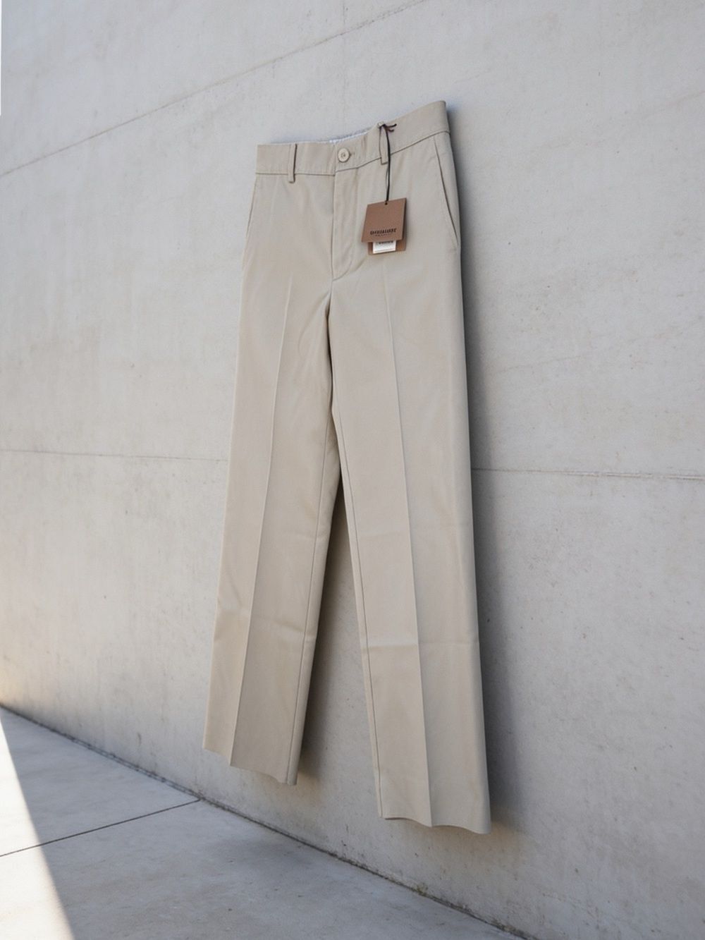 Burberry New Women’s Classic Straight-Leg Pants in Beige size 4